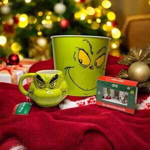Dr. Seuss The Grinch 3D Sculpted Mug, Popcorn Bucket, Salt & Pepper Shakers New